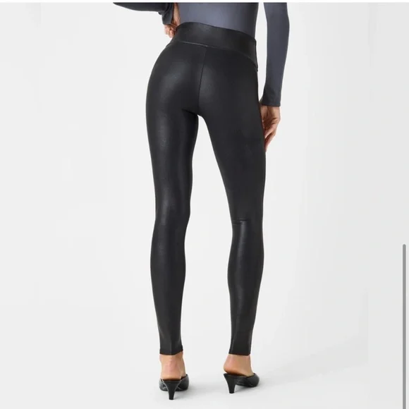 💘 SPANX 2437 Faux Leather Leggings - Black - Picture 5 of 6